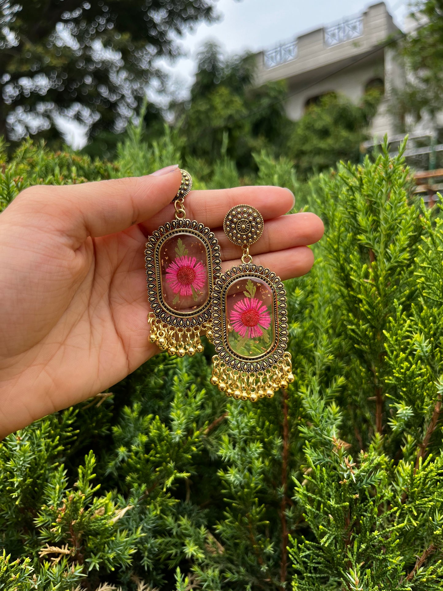 Elegant aster jhumkas