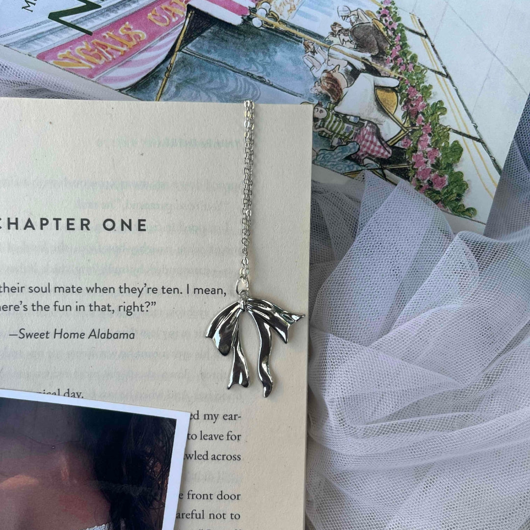Silver Bow Necklace
