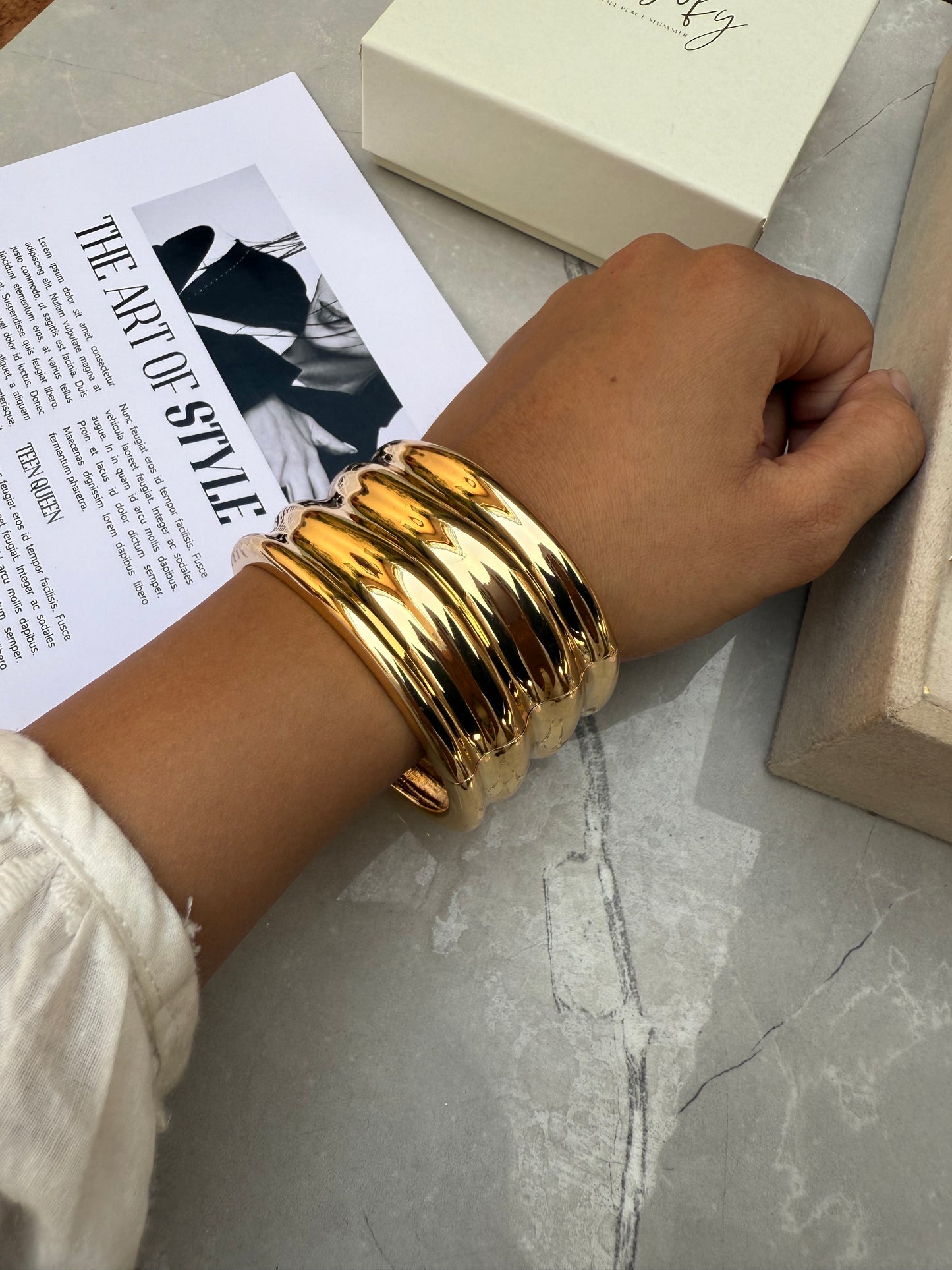 Statement bond cuff