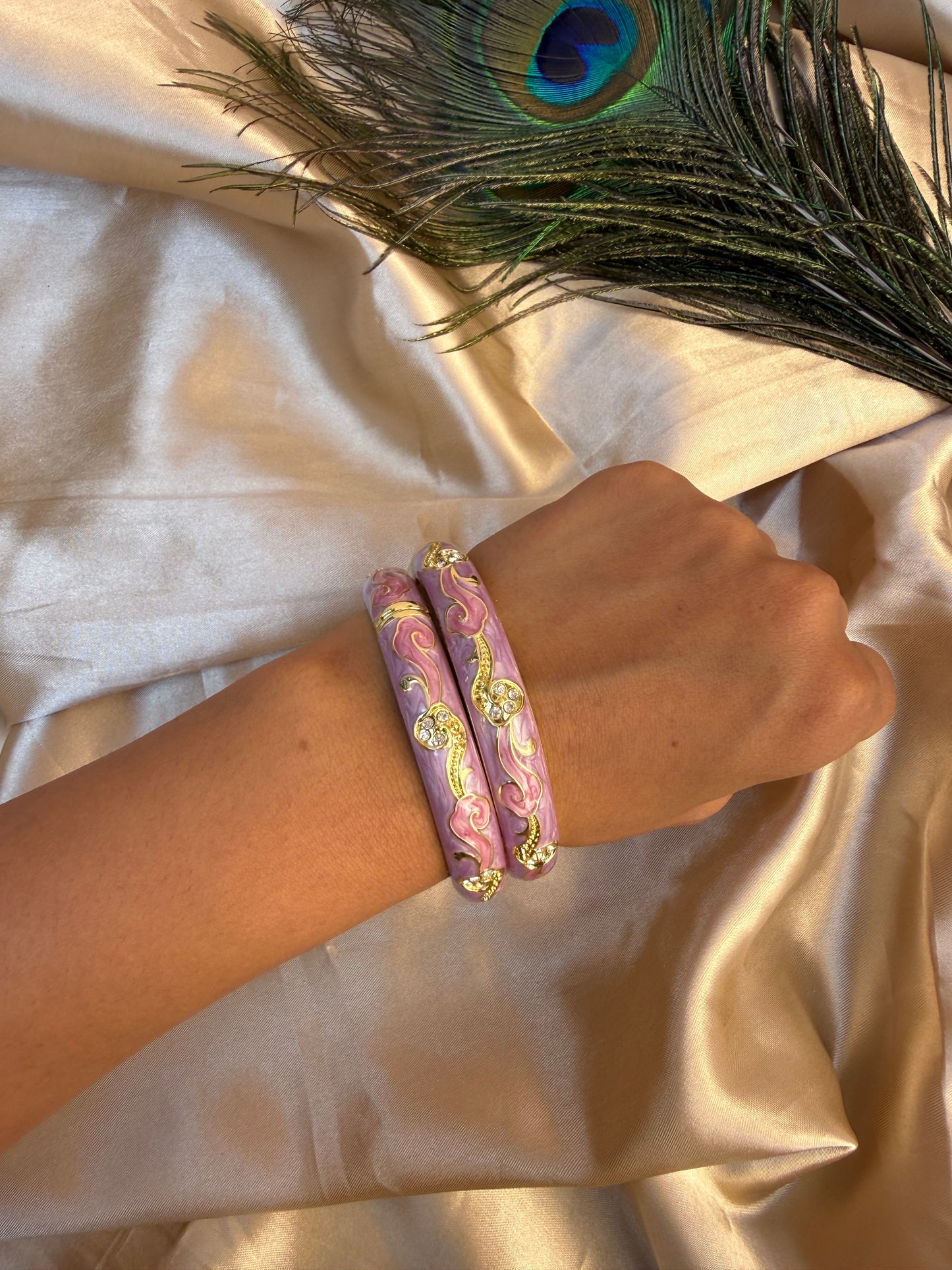 Elegant lilac bangles