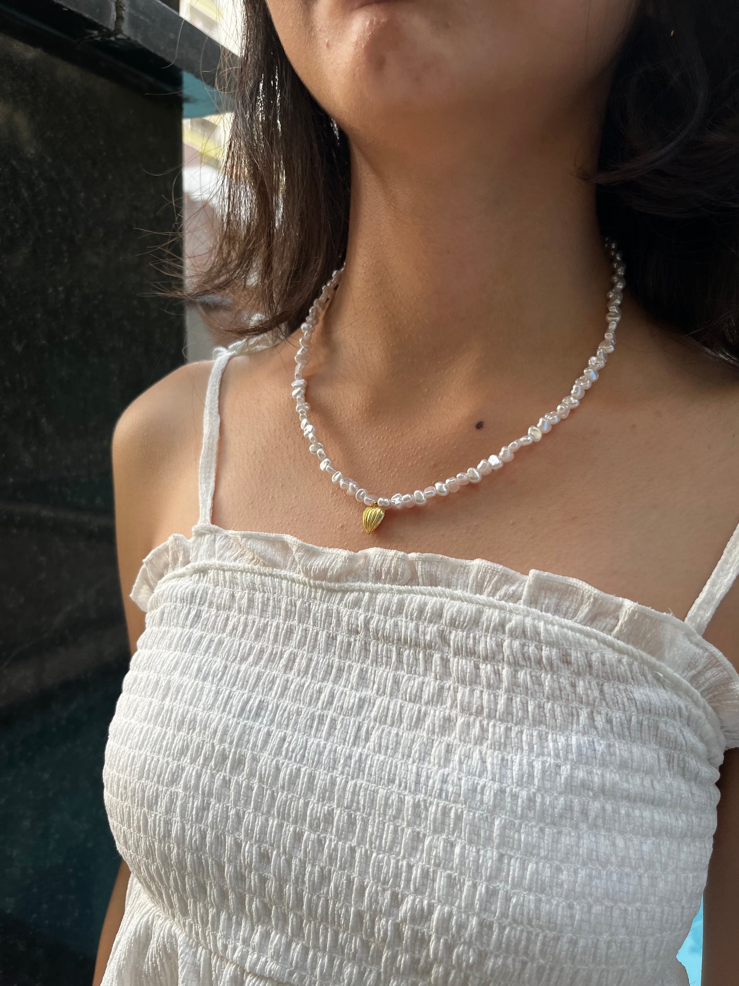 Amoria shell pearl necklace