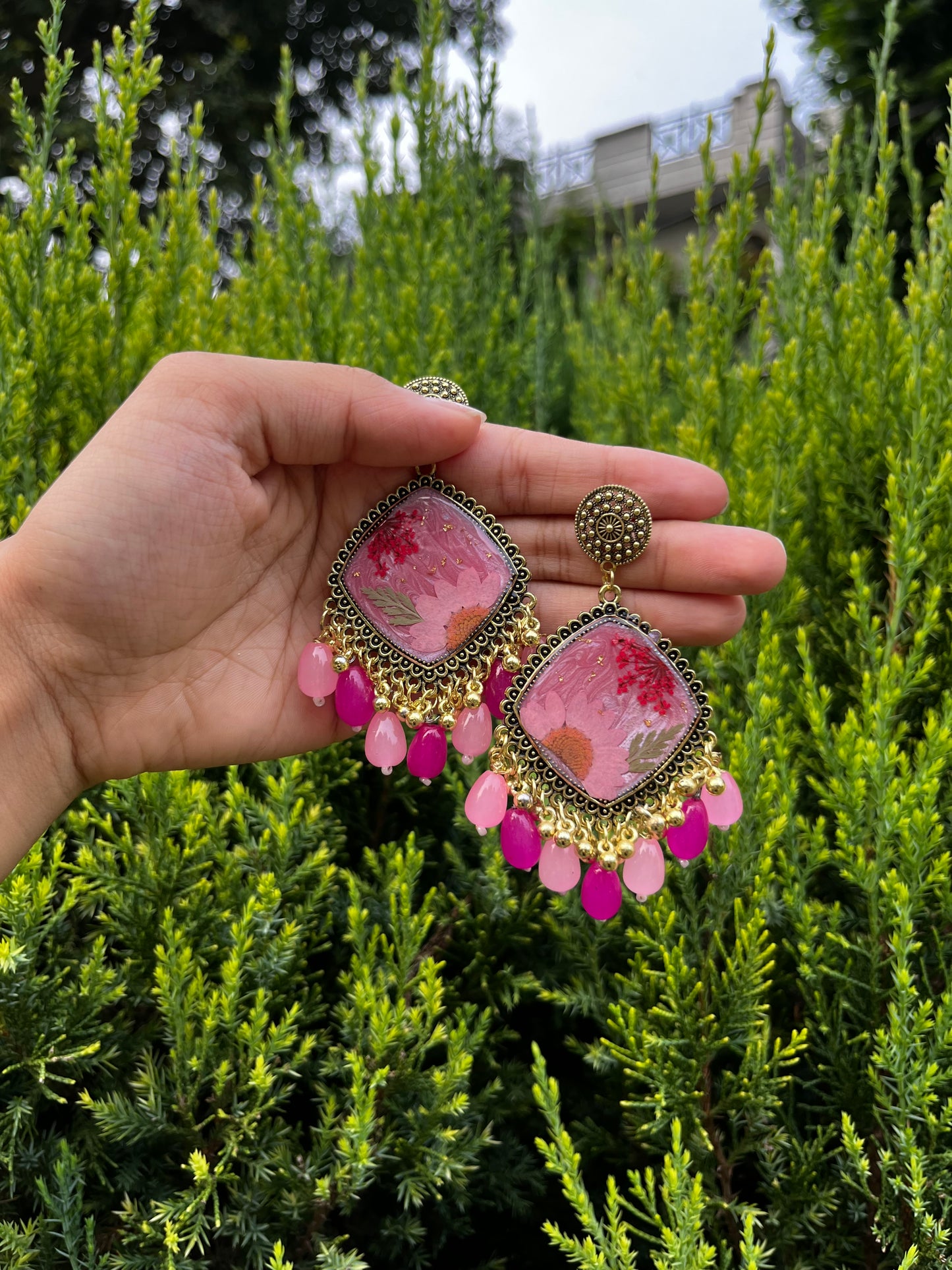 Pink mehr jhumka