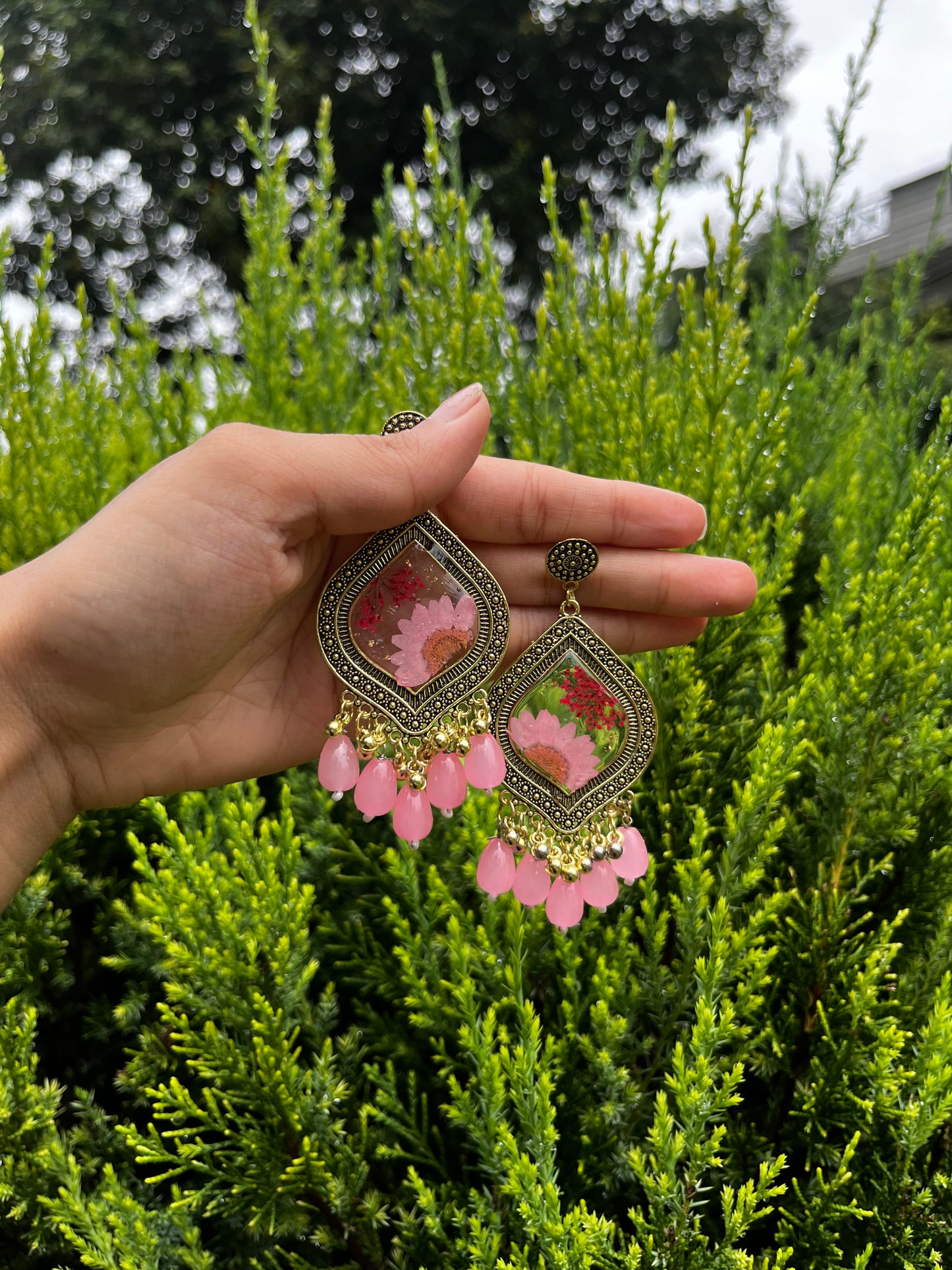Pink daisy jhumkay ( without beads)
