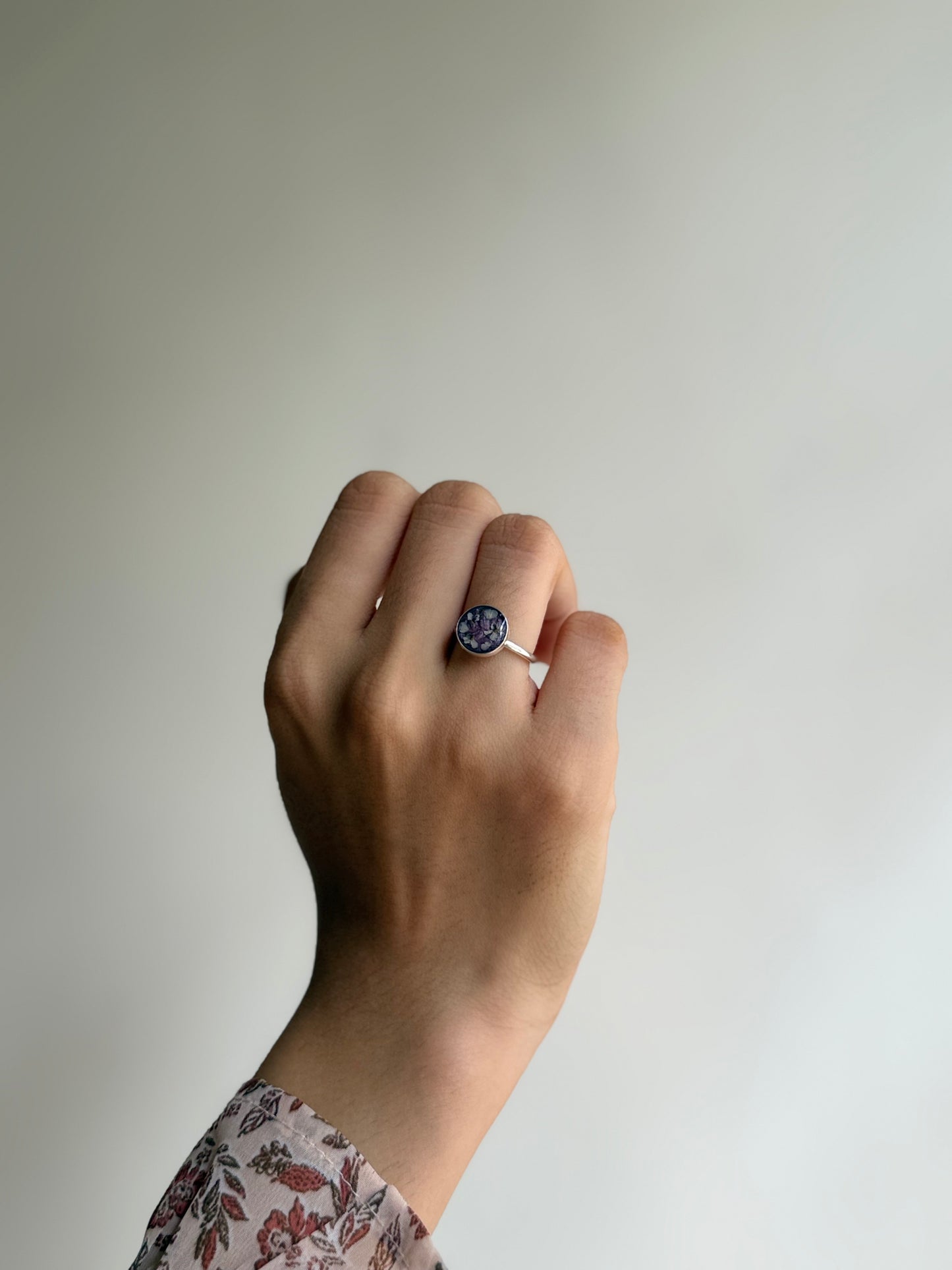 Violet anne ring