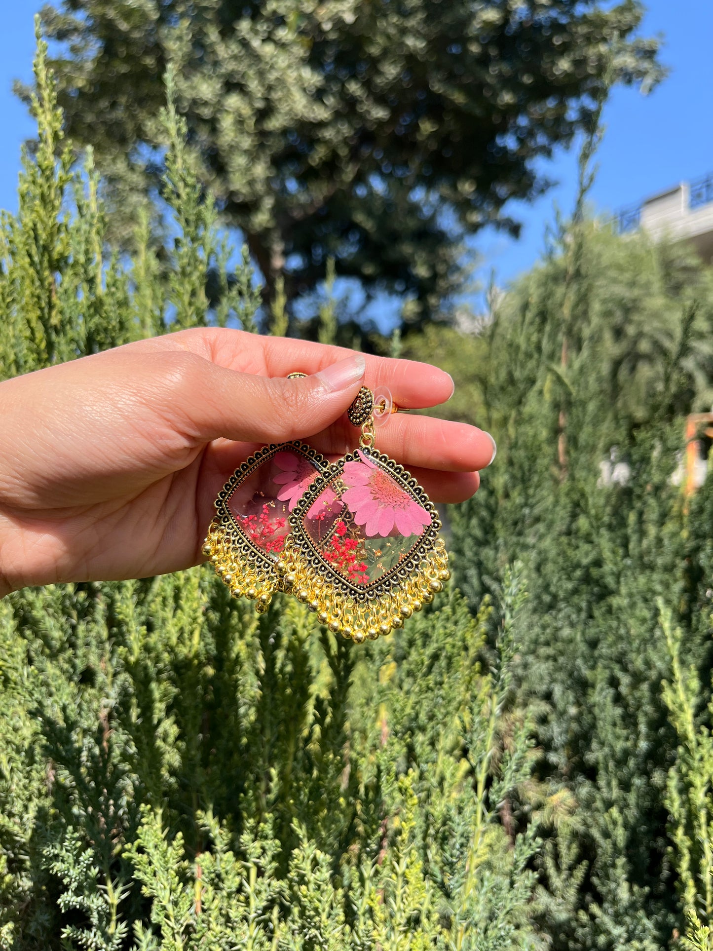 Elegant floral jhumka (without pink beads)