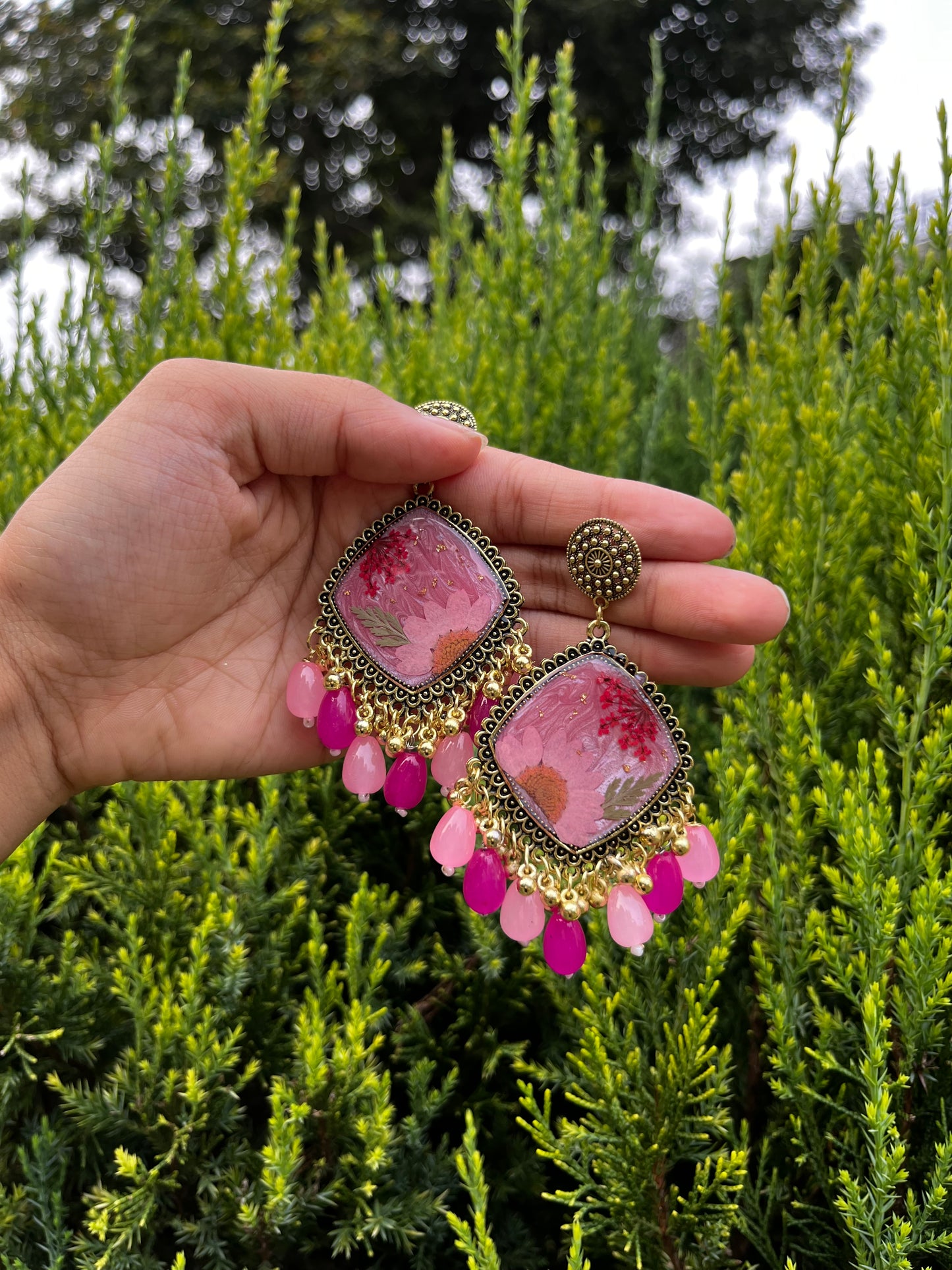 Pink mehr jhumka