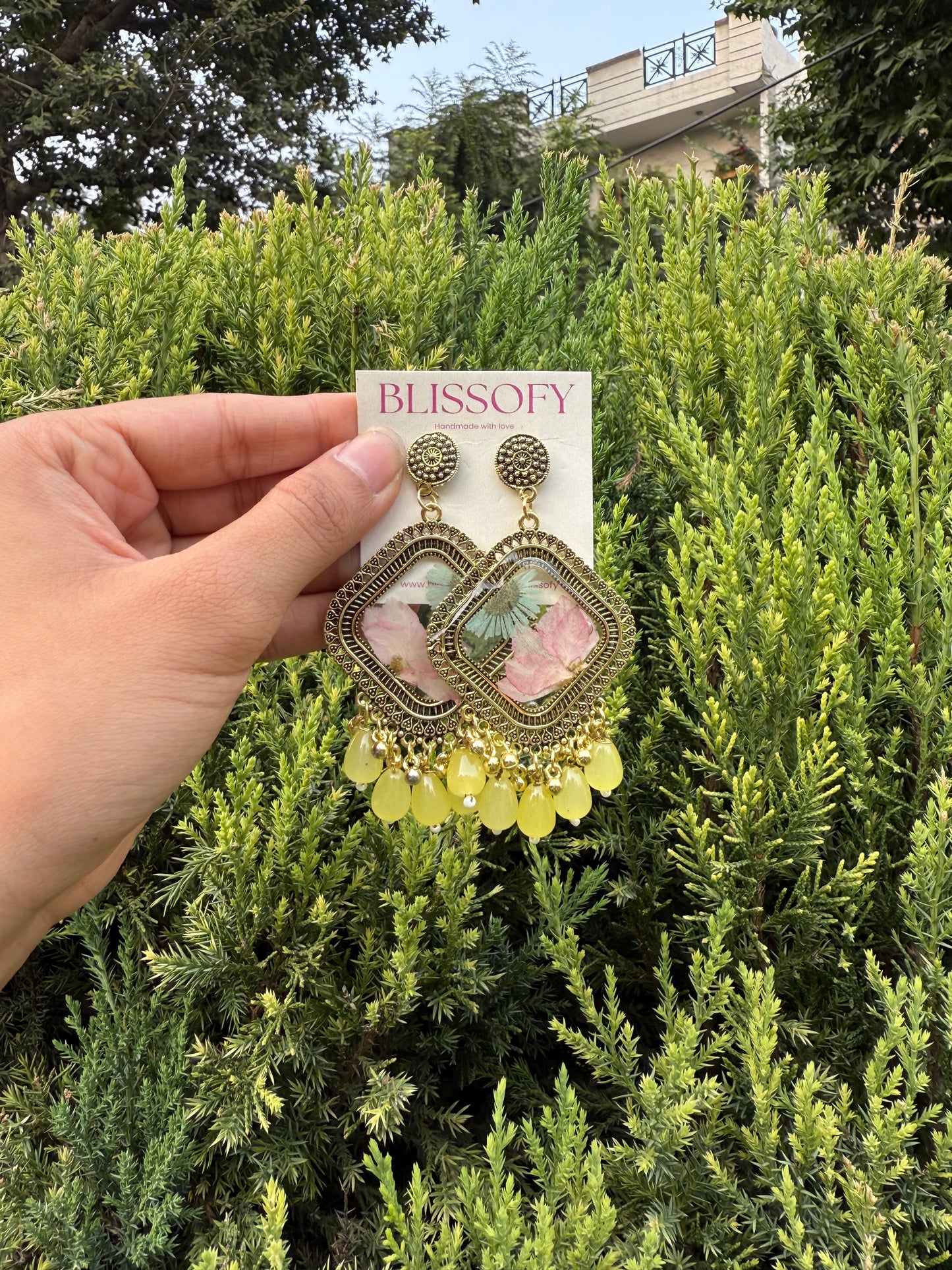 Mishti jhumkas