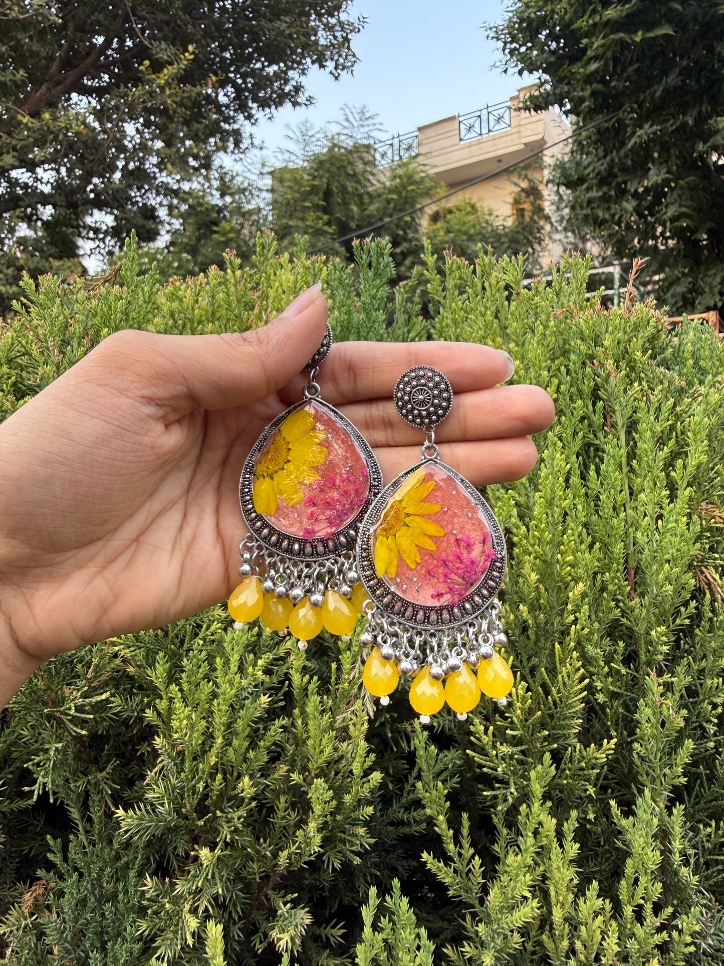 Pardesi haldi jhumkas