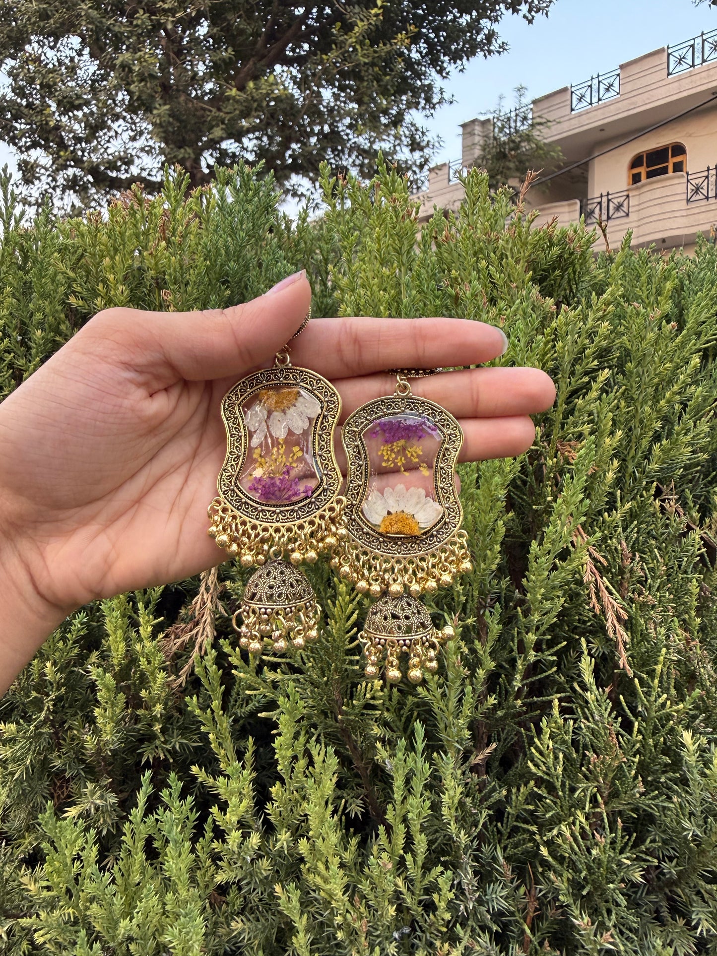 Daisy ghungroo jhumka