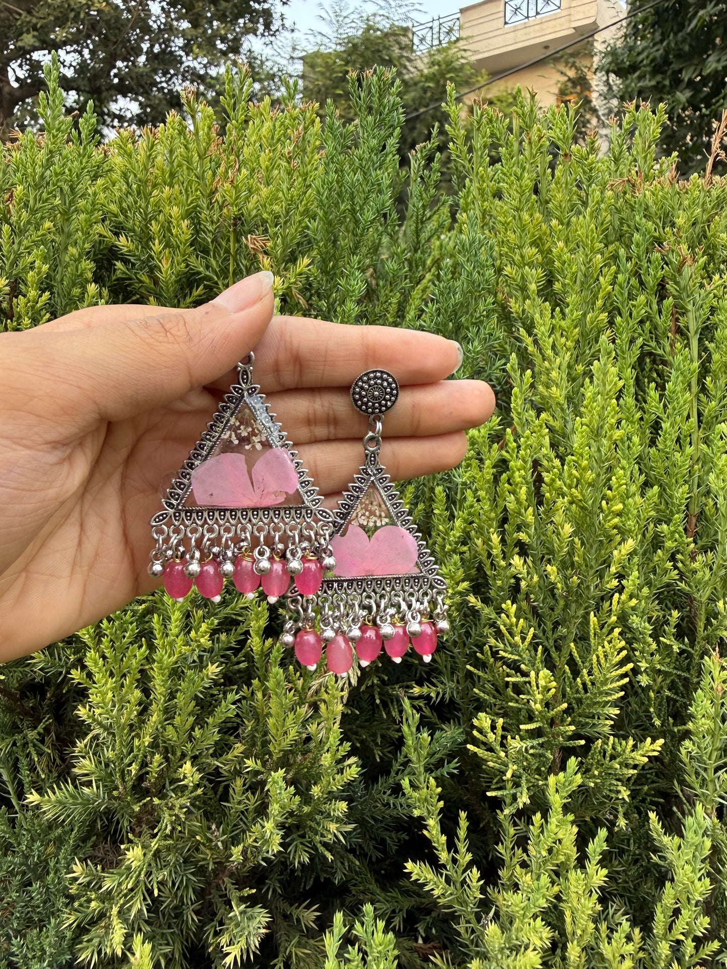 Mini anne lace jhumkas