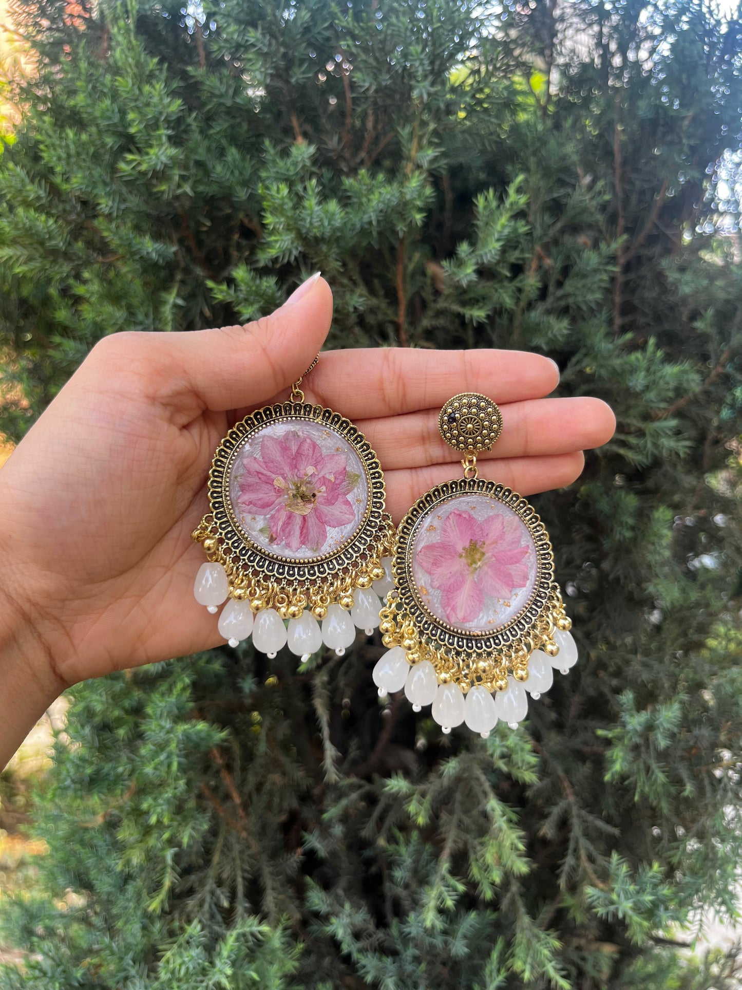 Golden larkspur jhumka