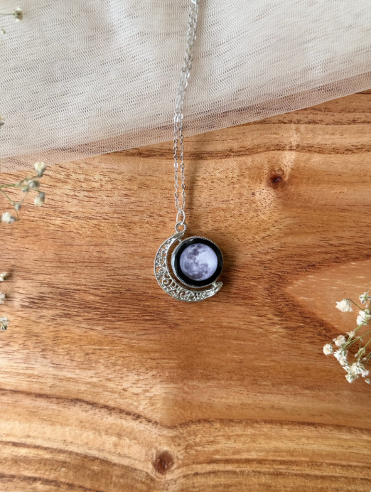 Flip birthmoon necklace