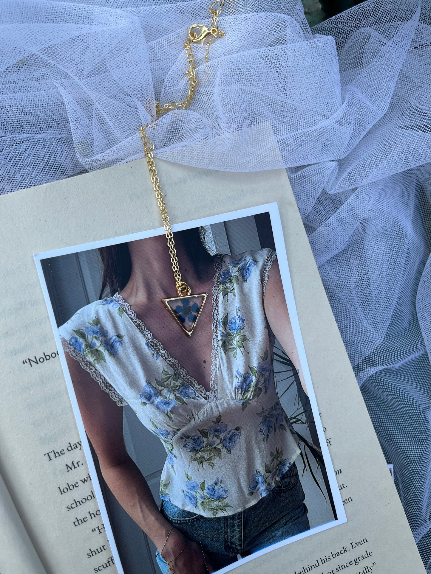 Minimalist triangle pendant