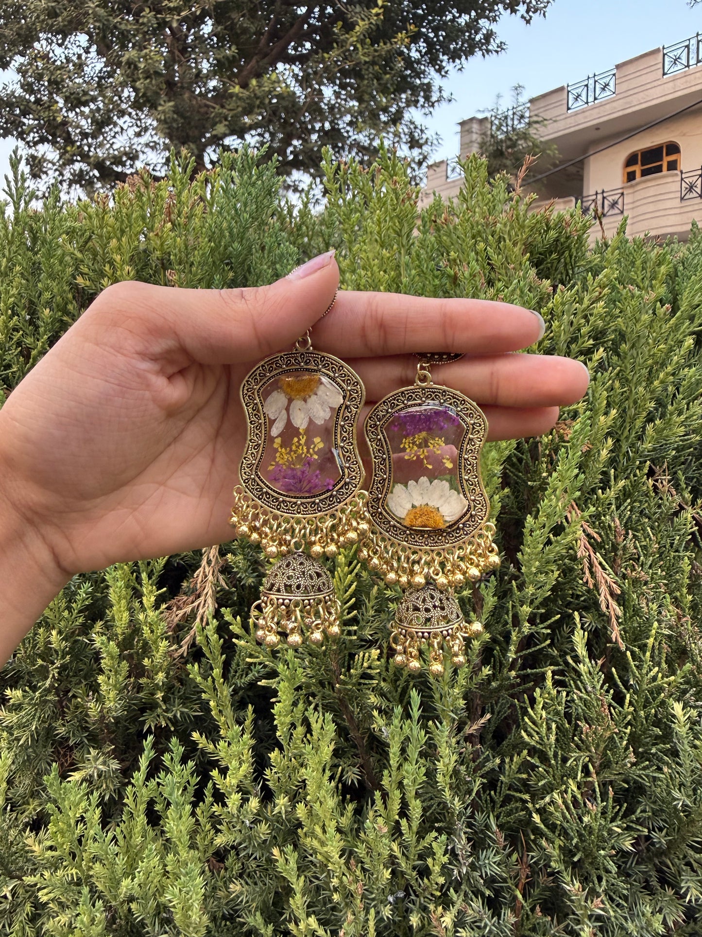 Daisy ghungroo jhumka