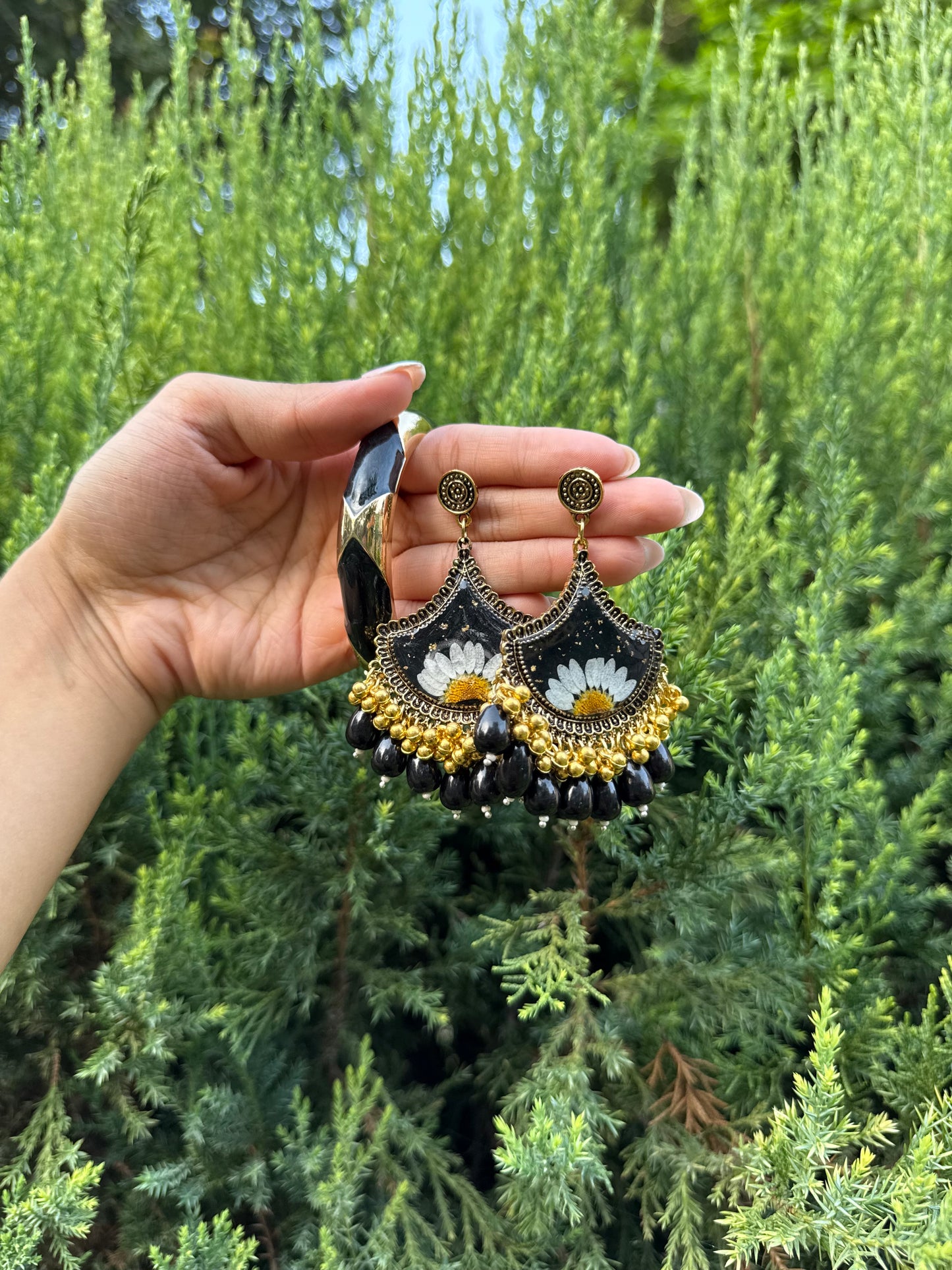 daisy Jhumka & bangle set