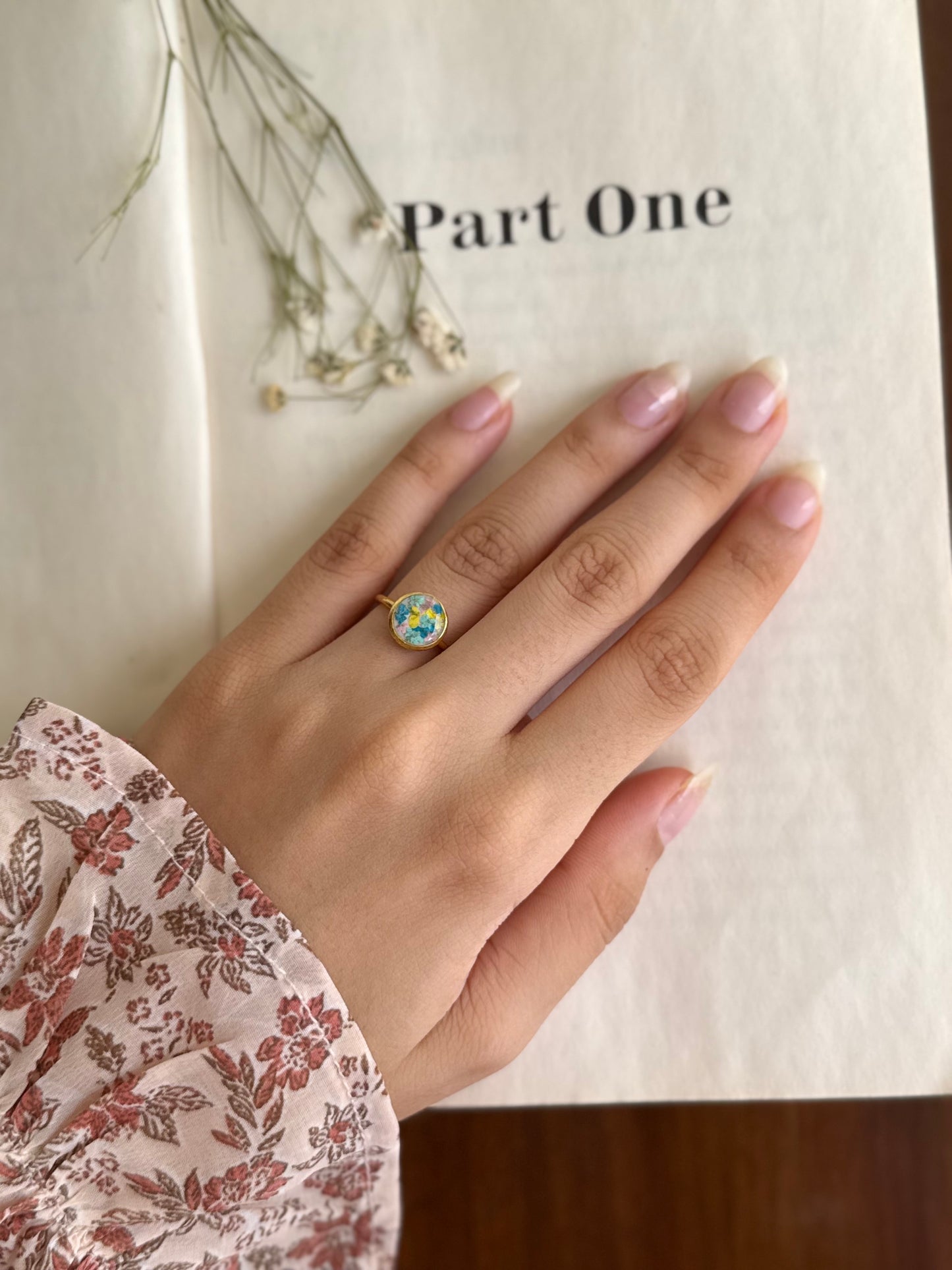 Spring flora ring