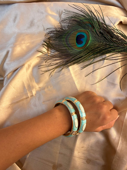 Gorg blue enamel bangle