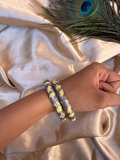 Elegant lavgreen bangle