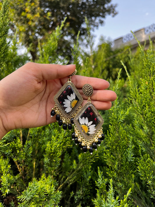 Adorable black daisy jhumka