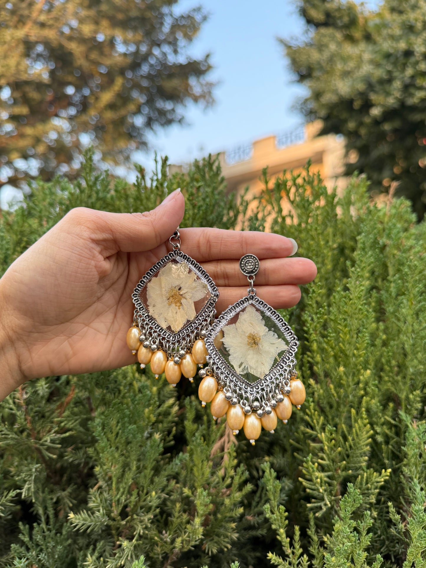 Golden larkspur jhumka