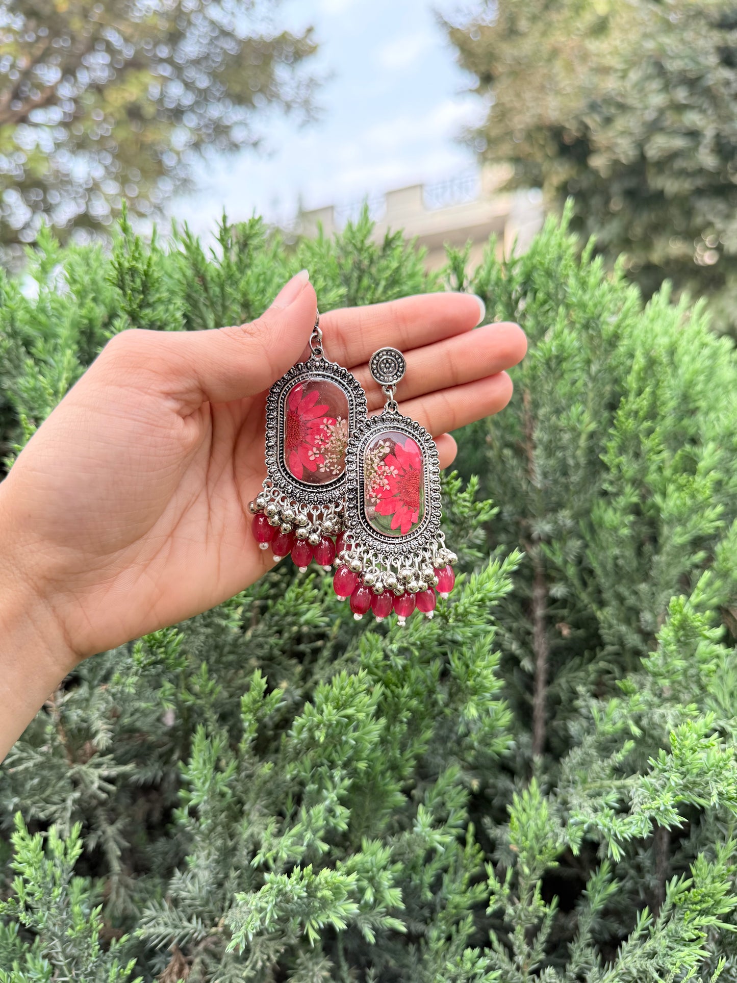 Red petal jhumka