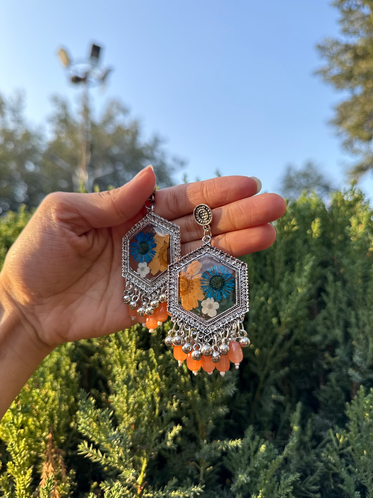 Blue aster jhumka