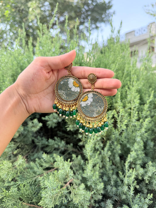 Green daisy jhumka