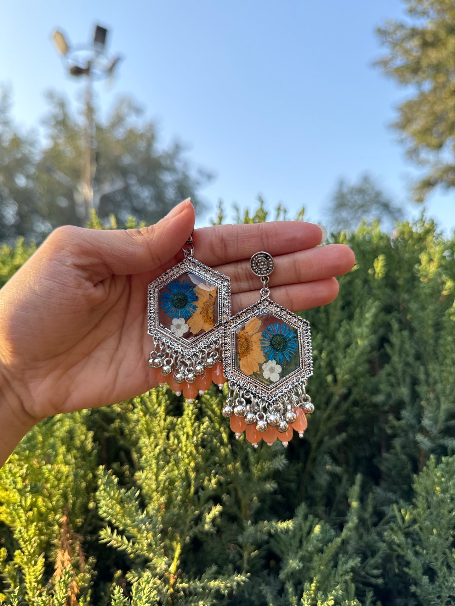 Blue aster jhumka