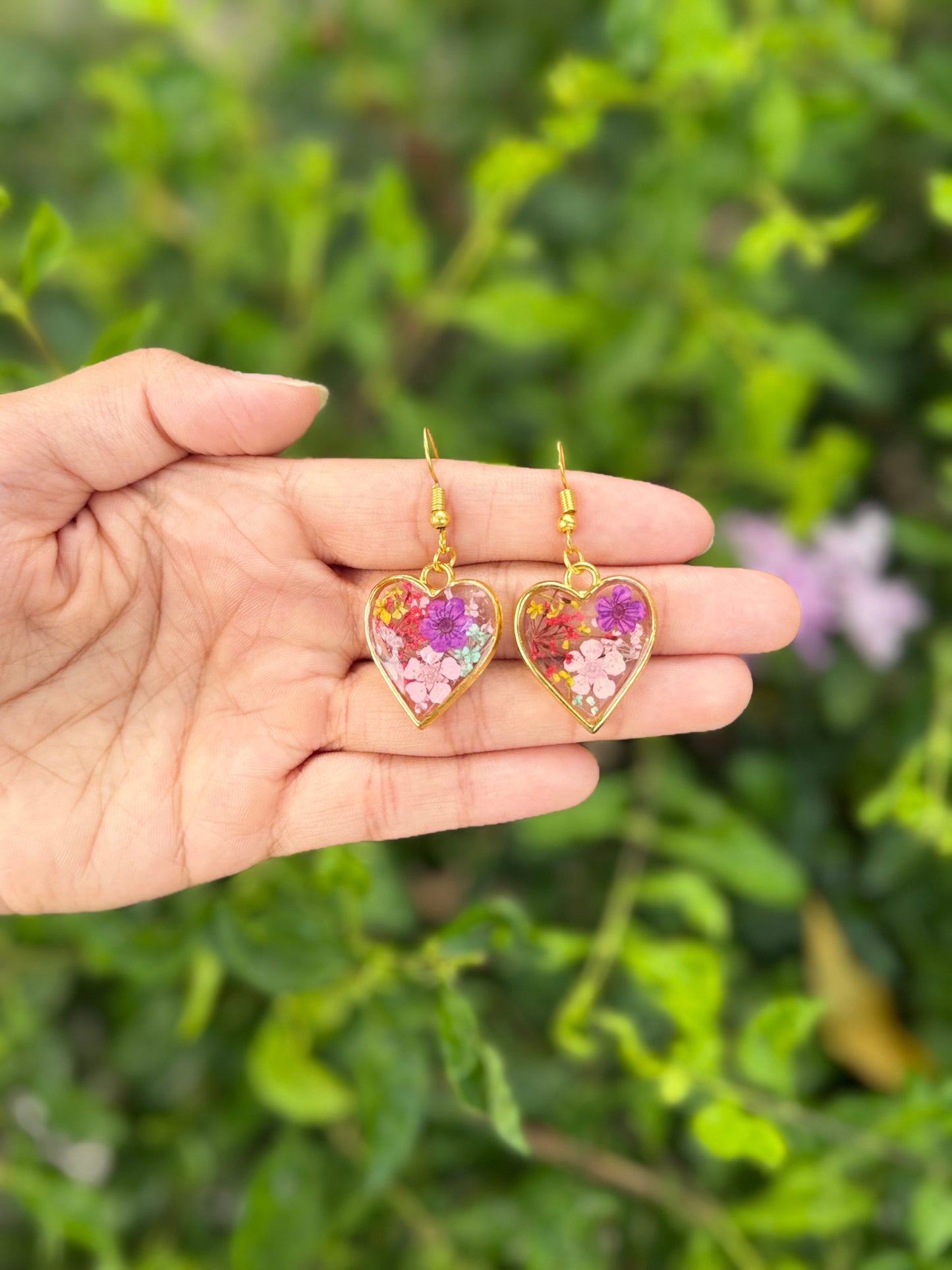 Heart flora earrings