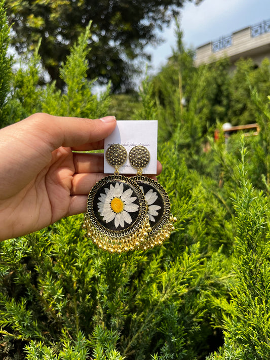 Golden daisy jhumka