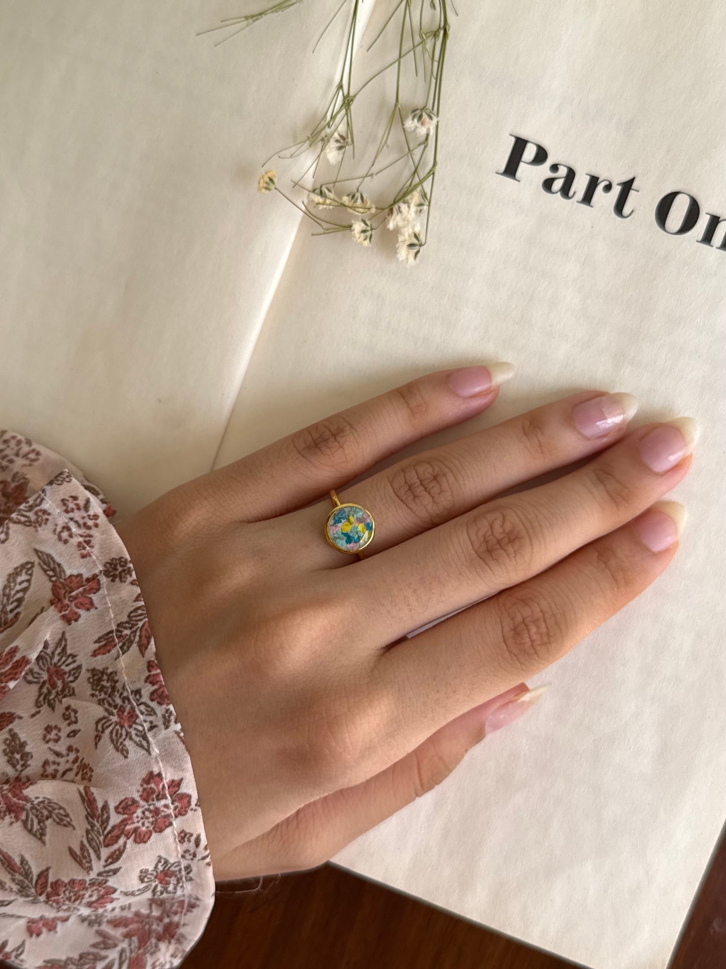 Spring flora ring