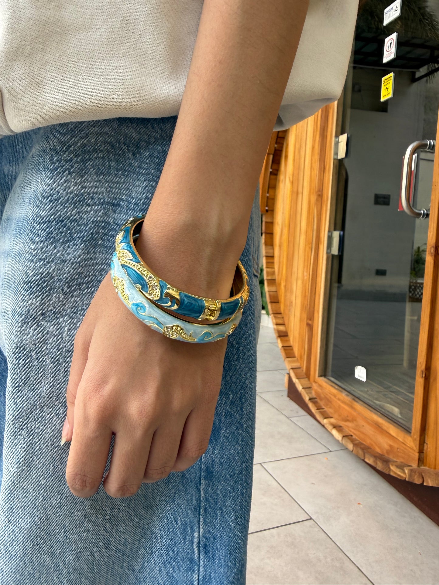 Pardesi bangle stack