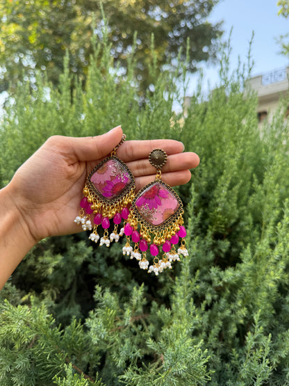 Paan gulabi jhumkas