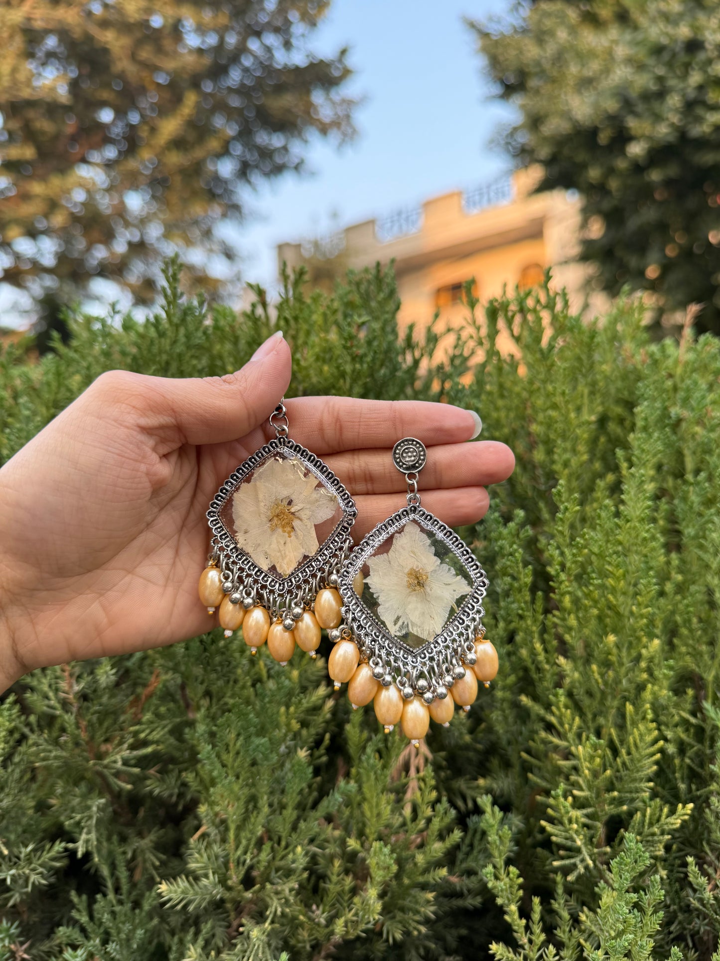 Golden larkspur jhumka