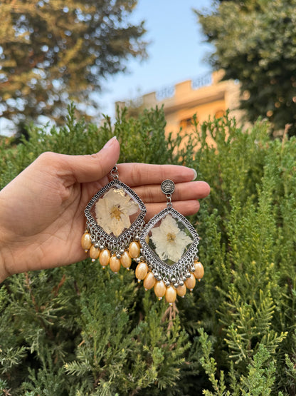 Golden larkspur jhumka