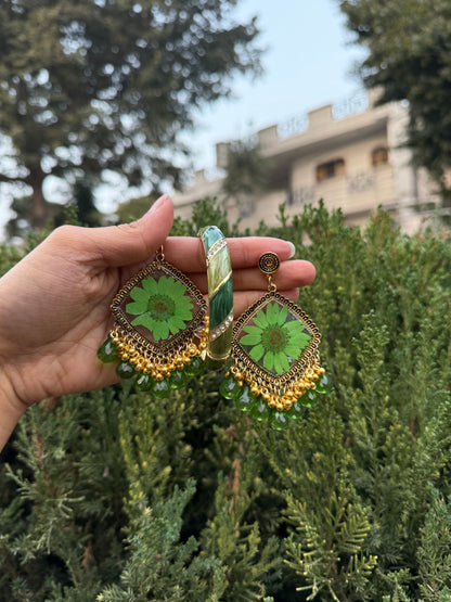 Green jhumka & bangle pair
