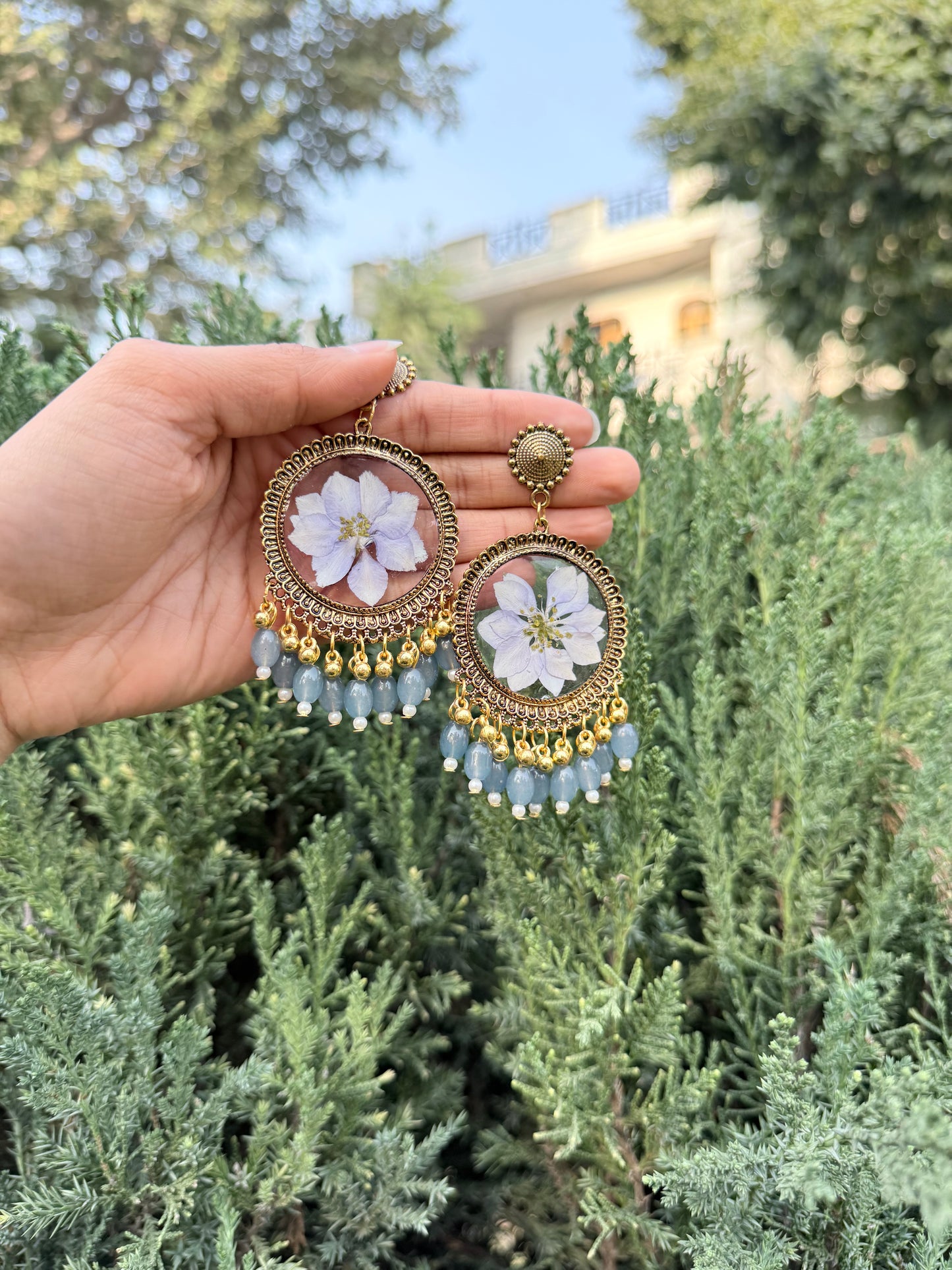 Gaura jhumka