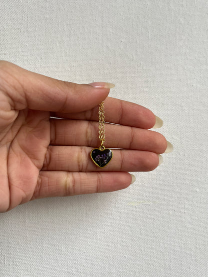 Minimal anne lace heart