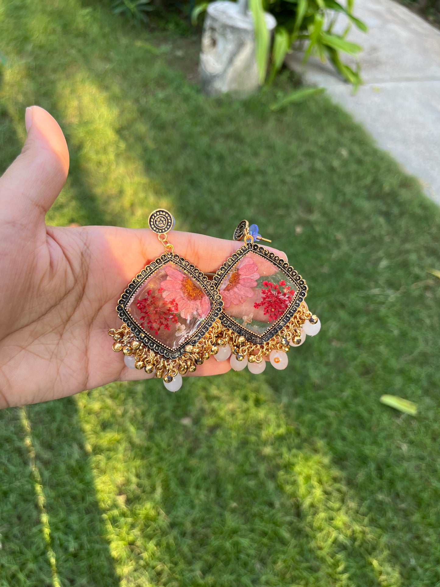 Elegant floral jhumka (without pink beads)