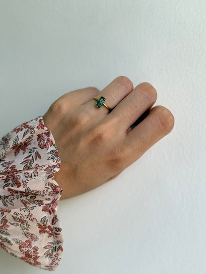 Dainty anne ring