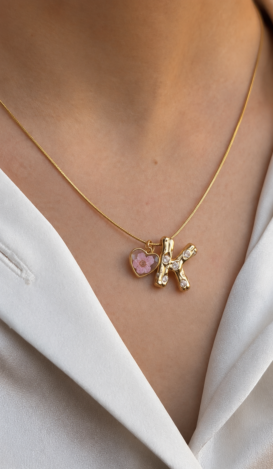 Evabloom initial necklace