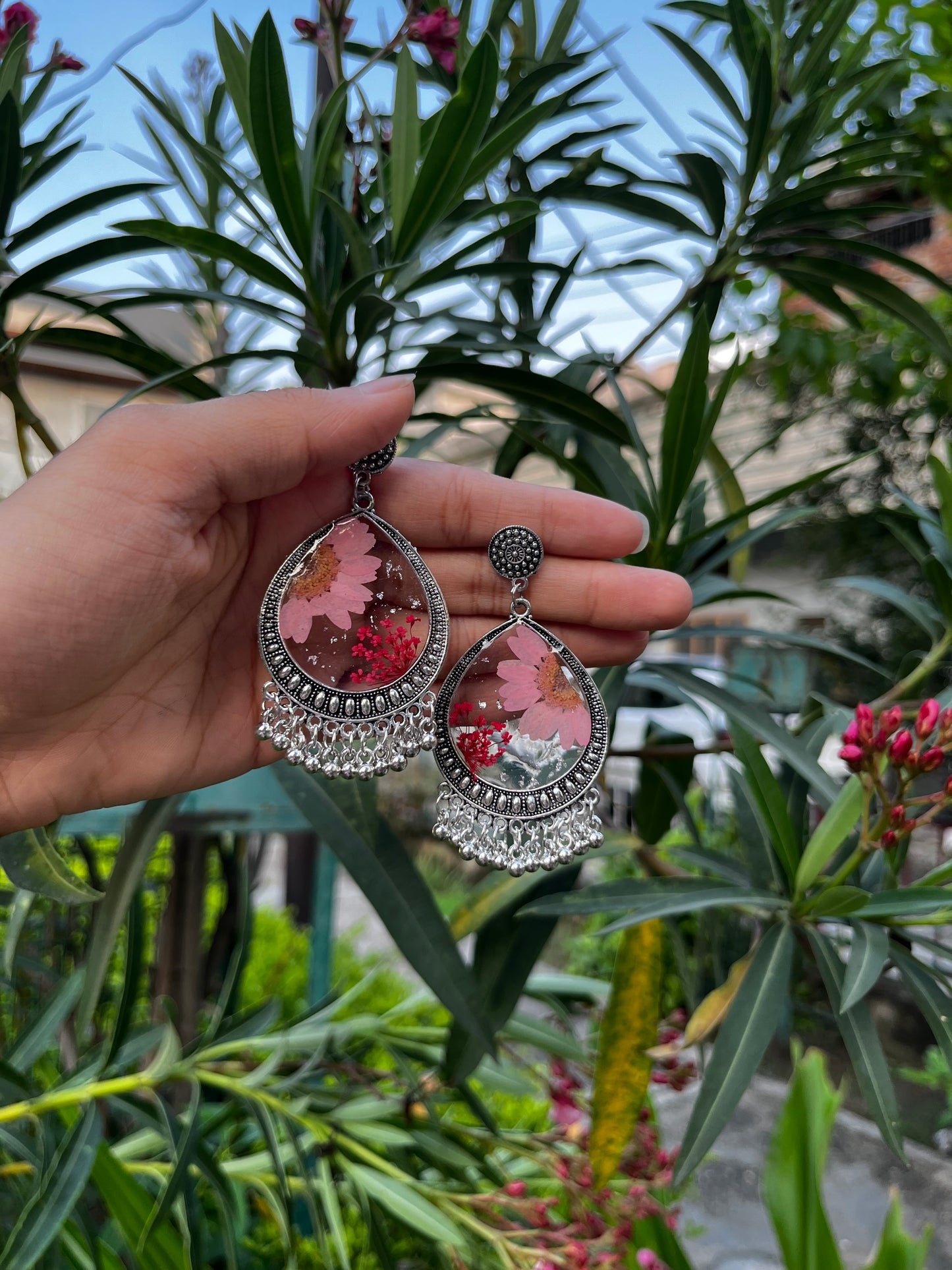 Gul jhumkas
