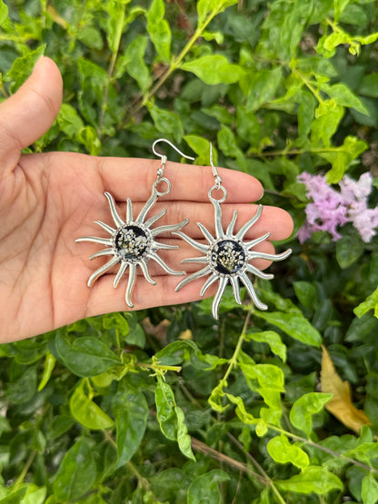 Sunlit flora earrings