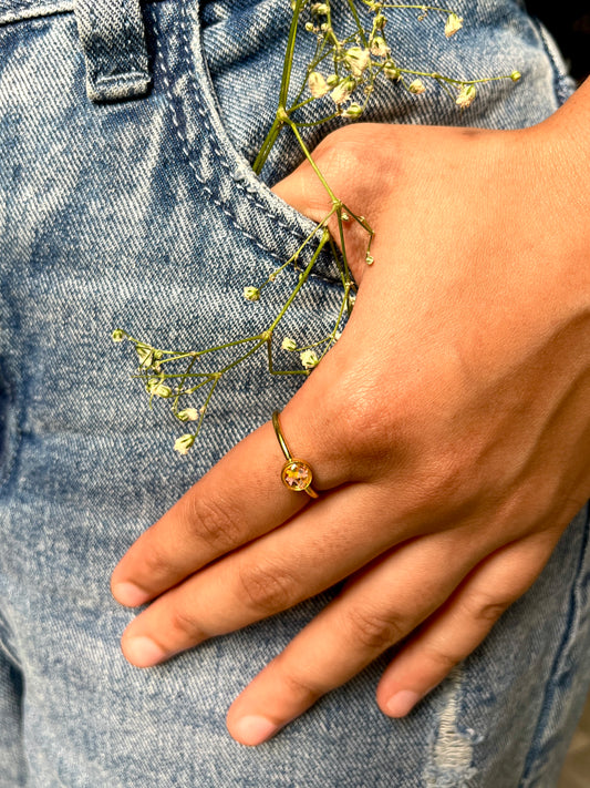 Mini floral ring