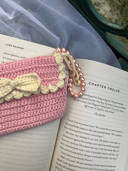 Crochet wallet pouch