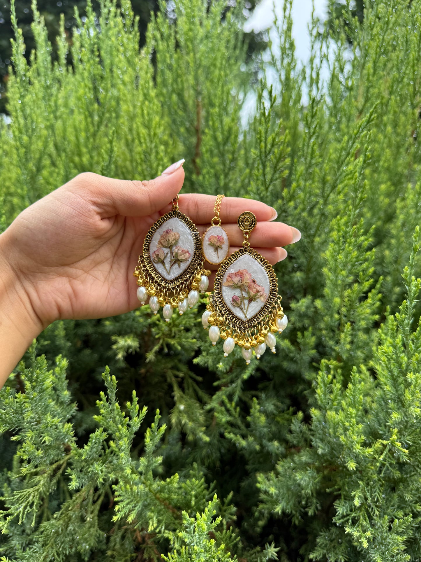Pearly Jhumka & necklace set
