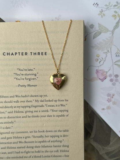 Anne lace heart locket