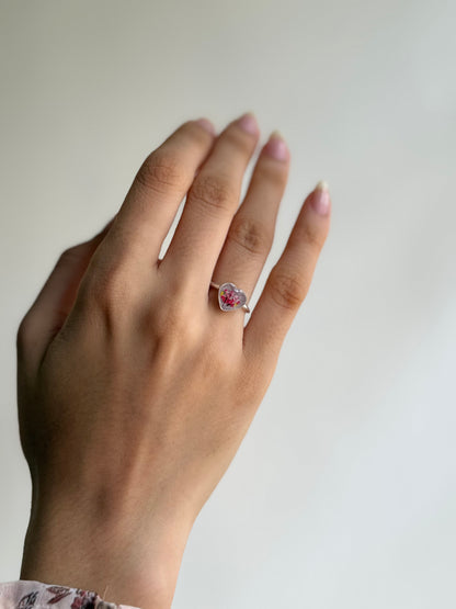Flora heart ring