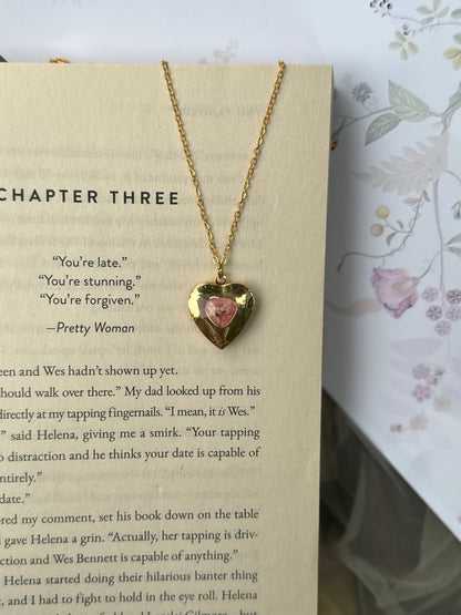 Anne lace heart locket