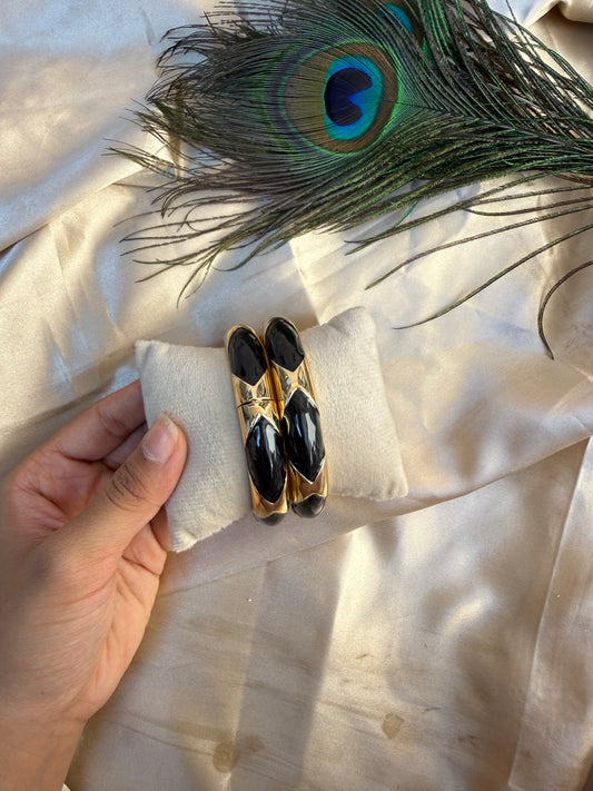 Luxe black bangle